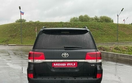 Toyota Land Cruiser 200, 2018 год, 6 500 000 рублей, 6 фотография