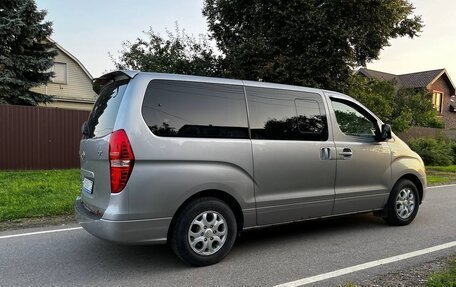Hyundai Grand Starex Grand Starex I рестайлинг 2, 2011 год, 950 000 рублей, 2 фотография