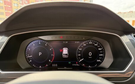 Volkswagen Tiguan II, 2017 год, 2 290 000 рублей, 12 фотография