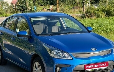 KIA Rio IV, 2018 год, 1 050 000 рублей, 4 фотография