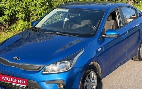 KIA Rio IV, 2018 год, 1 050 000 рублей, 5 фотография