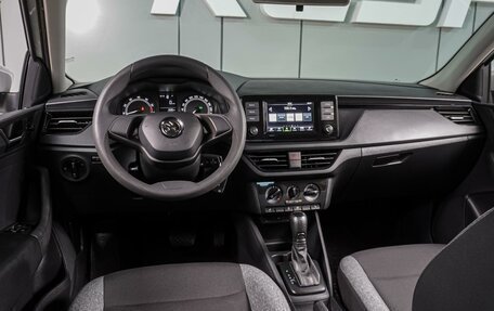 Skoda Rapid II, 2020 год, 1 499 000 рублей, 6 фотография
