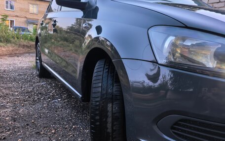Volkswagen Polo VI (EU Market), 2013 год, 850 000 рублей, 2 фотография