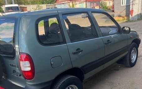 Chevrolet Niva I рестайлинг, 2008 год, 600 000 рублей, 3 фотография