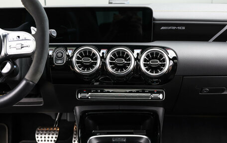 Mercedes-Benz CLA AMG, 2021 год, 4 950 000 рублей, 17 фотография