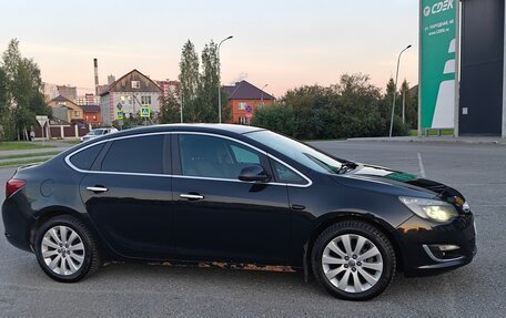 Opel Astra J, 2013 год, 730 000 рублей, 5 фотография