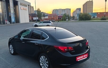 Opel Astra J, 2013 год, 730 000 рублей, 9 фотография