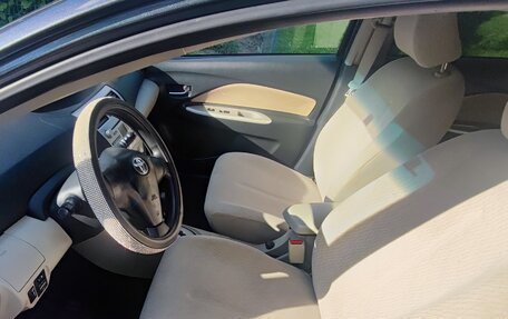 Toyota Yaris III рестайлинг, 2008 год, 500 000 рублей, 13 фотография