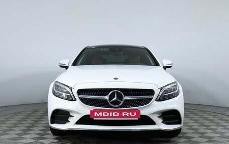 Mercedes-Benz C-Класс, 2019 год, 3 900 000 рублей, 2 фотография