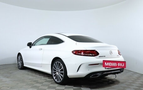 Mercedes-Benz C-Класс, 2019 год, 3 900 000 рублей, 9 фотография