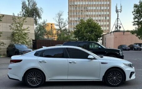 KIA Optima IV, 2018 год, 1 950 000 рублей, 3 фотография