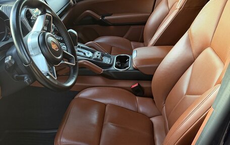 Porsche Cayenne III, 2017 год, 5 050 000 рублей, 6 фотография