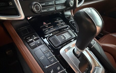 Porsche Cayenne III, 2017 год, 5 050 000 рублей, 8 фотография