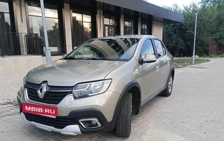 Renault Logan II, 2020 год, 950 000 рублей, 6 фотография