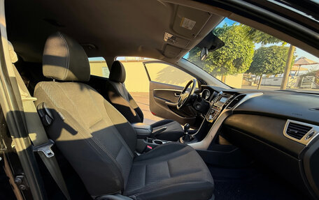 Hyundai i30 II рестайлинг, 2013 год, 810 000 рублей, 25 фотография