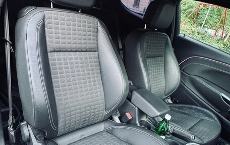 Opel Astra J, 2014 год, 980 000 рублей, 23 фотография