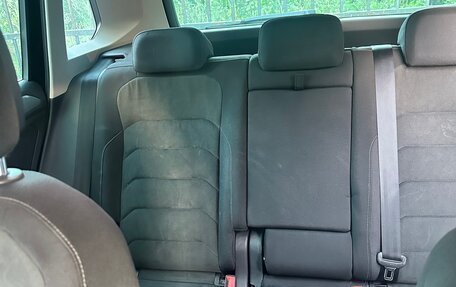 Volkswagen Tiguan II, 2021 год, 3 200 000 рублей, 12 фотография