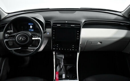 Hyundai Tucson, 2023 год, 3 190 000 рублей, 15 фотография