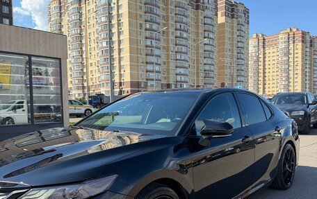 Toyota Camry, 2019 год, 3 300 000 рублей, 6 фотография