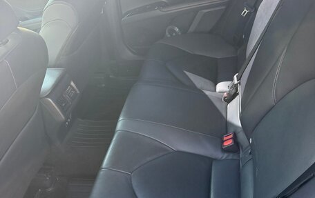 Toyota Camry, 2019 год, 3 300 000 рублей, 9 фотография