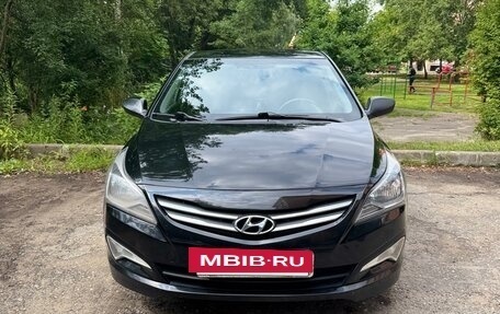 Hyundai Solaris II рестайлинг, 2015 год, 1 190 000 рублей, 4 фотография