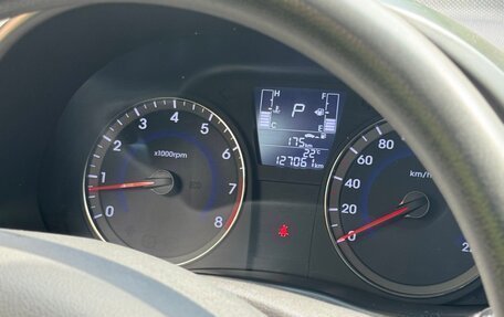 Hyundai Solaris II рестайлинг, 2015 год, 1 190 000 рублей, 9 фотография