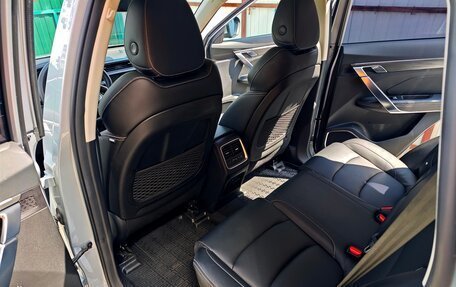 Geely Atlas, 2023 год, 2 300 000 рублей, 7 фотография