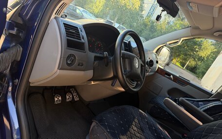 Volkswagen Transporter T5 рестайлинг, 2007 год, 1 890 000 рублей, 17 фотография