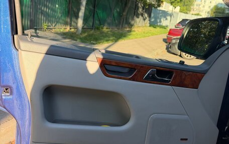 Volkswagen Transporter T5 рестайлинг, 2007 год, 1 890 000 рублей, 18 фотография