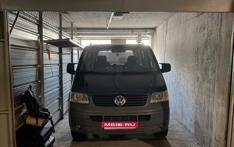 Volkswagen Transporter T5 рестайлинг, 2007 год, 1 890 000 рублей, 32 фотография