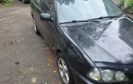 Toyota Avensis III рестайлинг, 1999 год, 250 000 рублей, 2 фотография