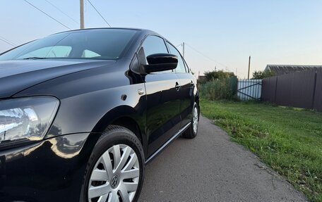 Volkswagen Polo VI (EU Market), 2012 год, 750 000 рублей, 4 фотография