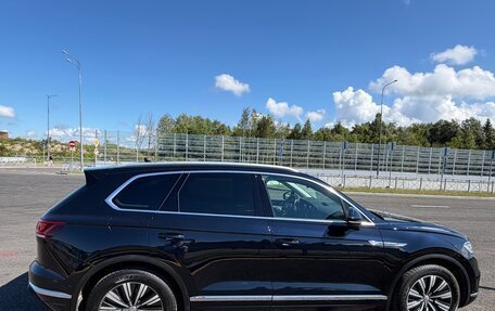 Volkswagen Touareg III, 2018 год, 3 900 000 рублей, 14 фотография
