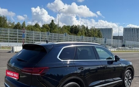 Volkswagen Touareg III, 2018 год, 3 900 000 рублей, 13 фотография
