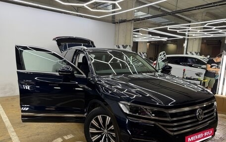 Volkswagen Touareg III, 2018 год, 3 900 000 рублей, 16 фотография