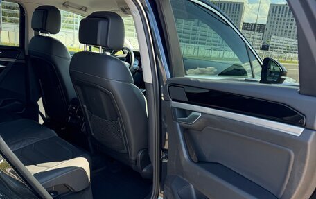 Volkswagen Touareg III, 2018 год, 3 900 000 рублей, 33 фотография