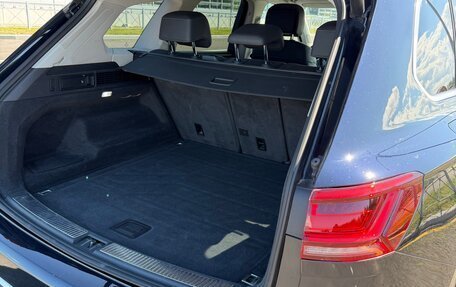 Volkswagen Touareg III, 2018 год, 3 900 000 рублей, 32 фотография