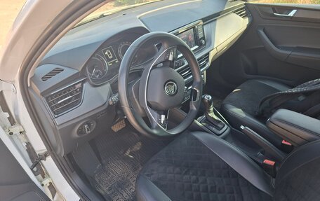 Skoda Rapid II, 2022 год, 1 550 000 рублей, 16 фотография