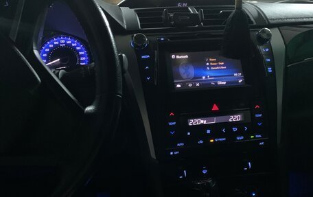 Toyota Camry, 2016 год, 2 000 000 рублей, 4 фотография