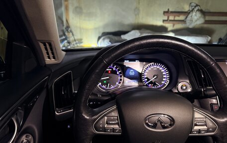 Infiniti Q50 I рестайлинг, 2016 год, 2 600 000 рублей, 12 фотография