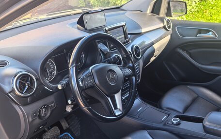 Mercedes-Benz B-Класс, 2013 год, 890 000 рублей, 8 фотография