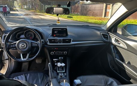 Mazda 3, 2018 год, 1 600 000 рублей, 5 фотография