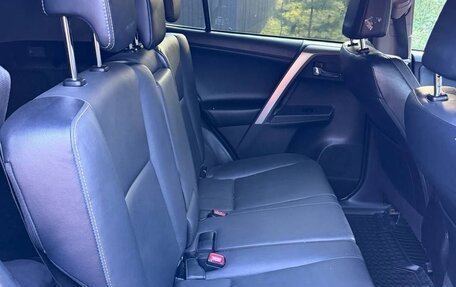 Toyota RAV4, 2015 год, 1 830 000 рублей, 6 фотография