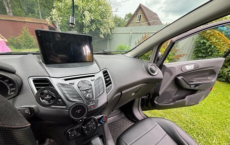 Ford Fiesta, 2016 год, 980 000 рублей, 8 фотография