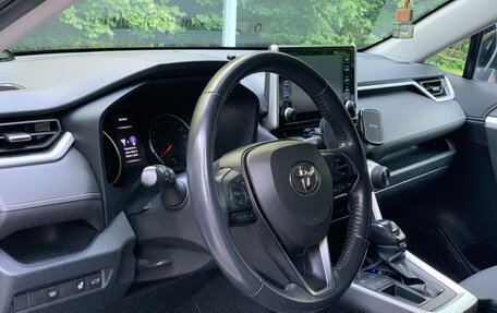 Toyota RAV4, 2020 год, 2 650 000 рублей, 17 фотография