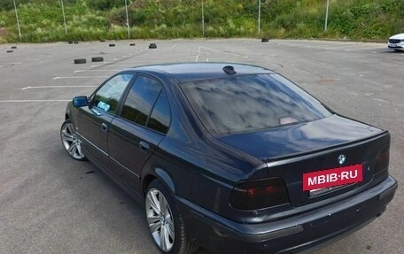 BMW 5 серия, 1998 год, 570 000 рублей, 3 фотография