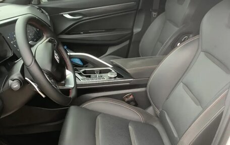 Geely Tugella FY11, 2024 год, 3 050 000 рублей, 8 фотография