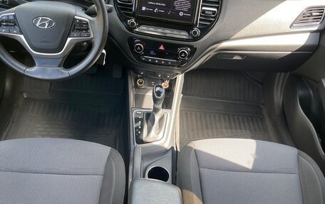 Hyundai Solaris II рестайлинг, 2020 год, 1 670 000 рублей, 14 фотография