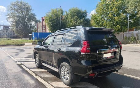 Toyota Land Cruiser Prado 150 рестайлинг 2, 2018 год, 4 950 000 рублей, 2 фотография