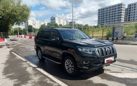 Toyota Land Cruiser Prado 150 рестайлинг 2, 2018 год, 4 950 000 рублей, 5 фотография
